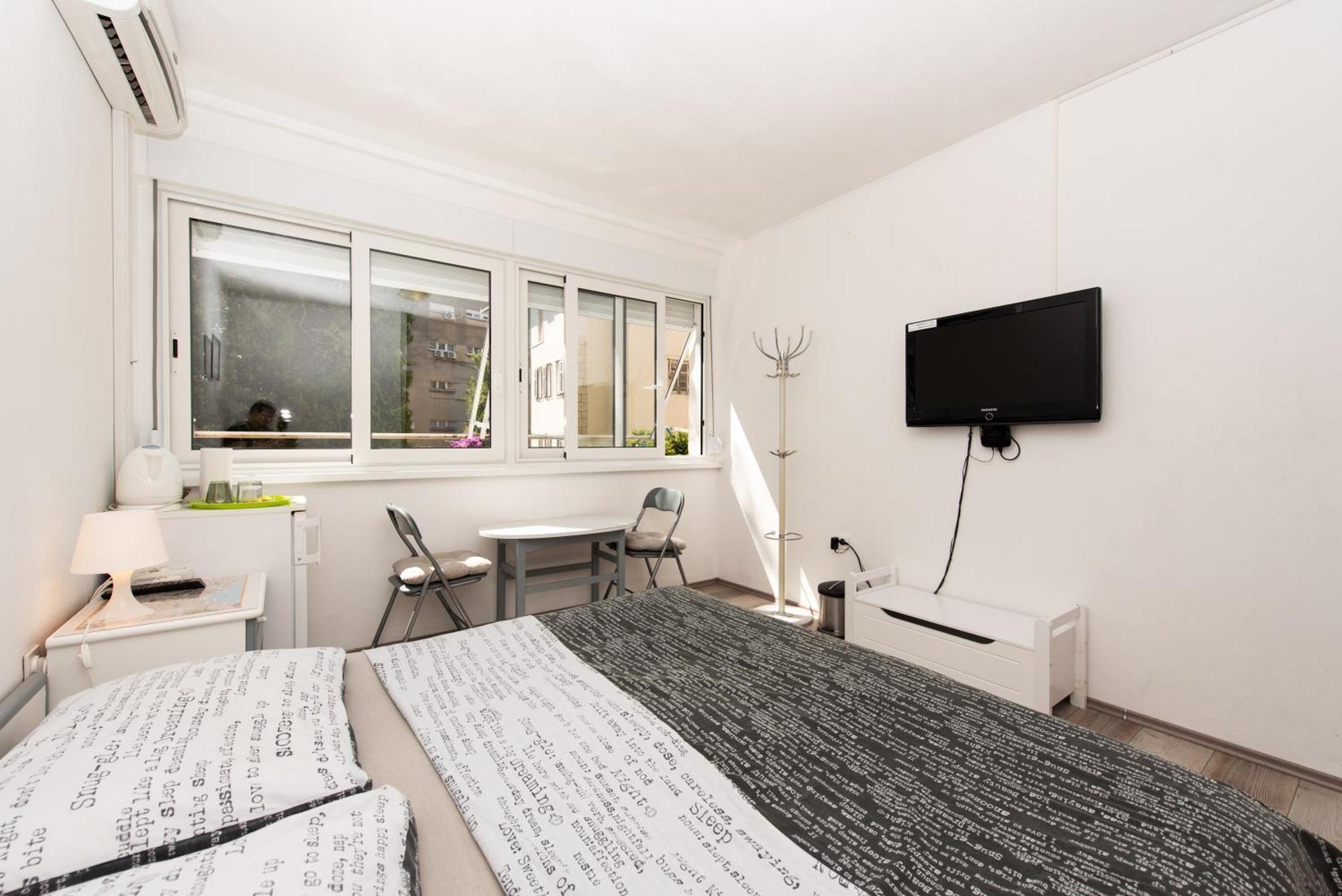 Laghanini Appartement *
